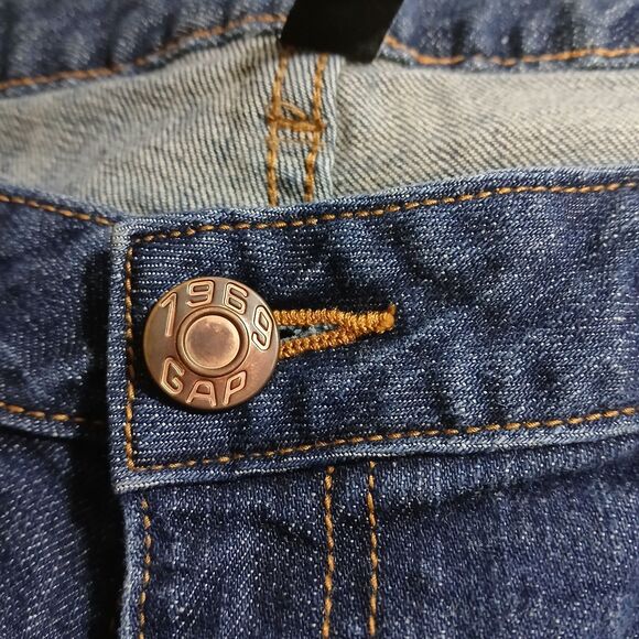 Gap Womens Medium Wash Denim Blue Jean Shorts Bermuda High Rise Stretch Size 14 - Picture 5 of 5